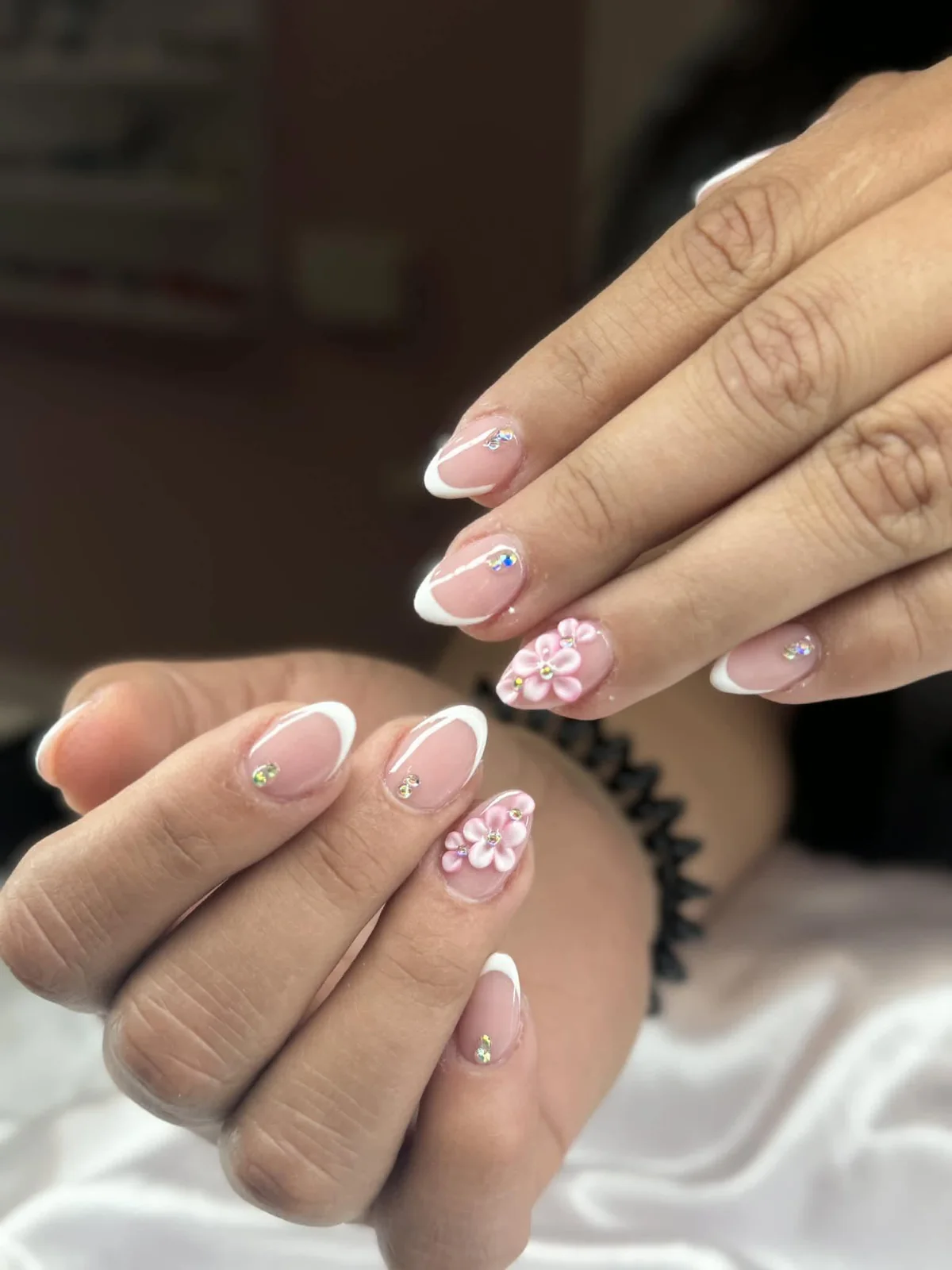 Soft toned nail set